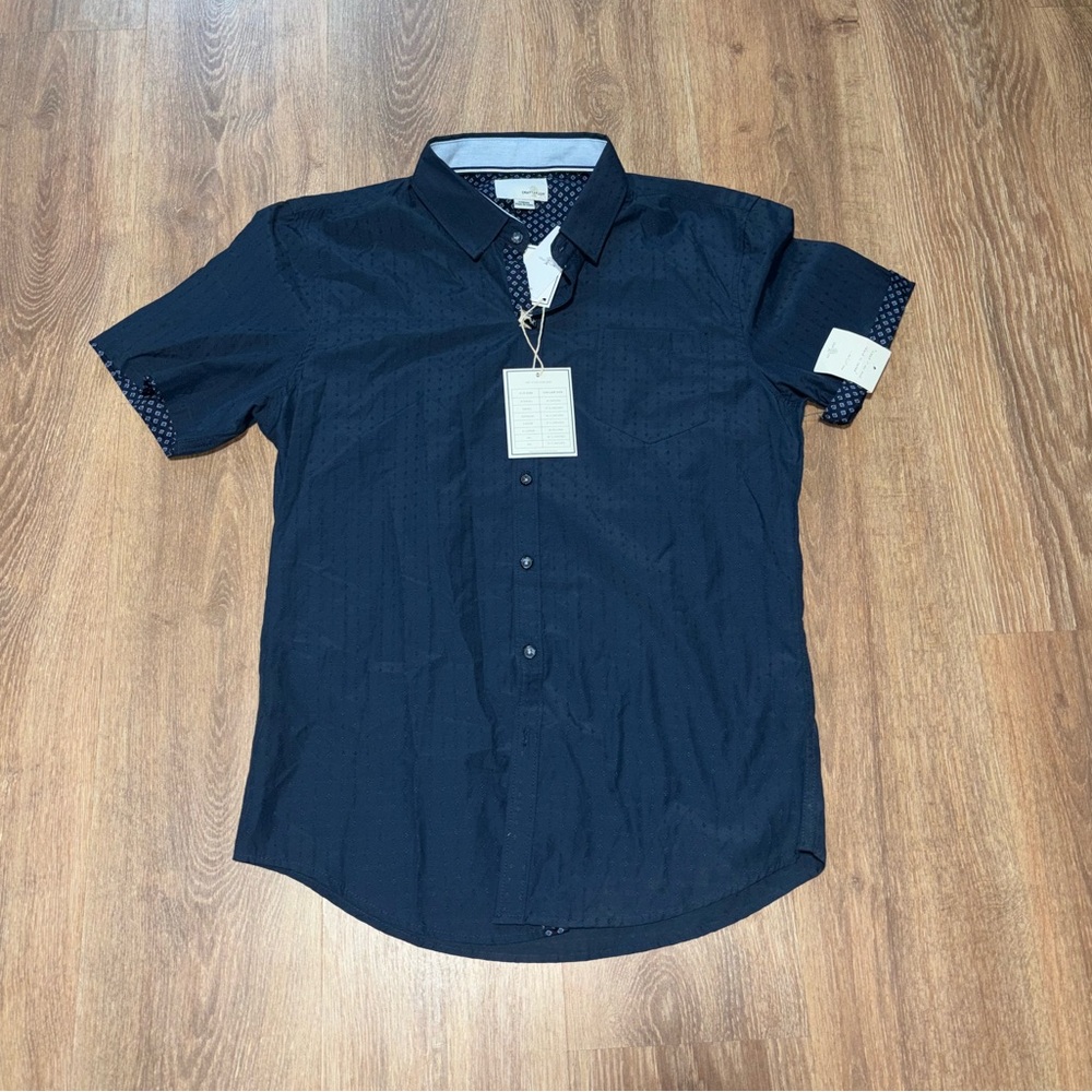 NWT Craft + Flow Men’s Medium Button Down Short Sleeve Dress Shirt